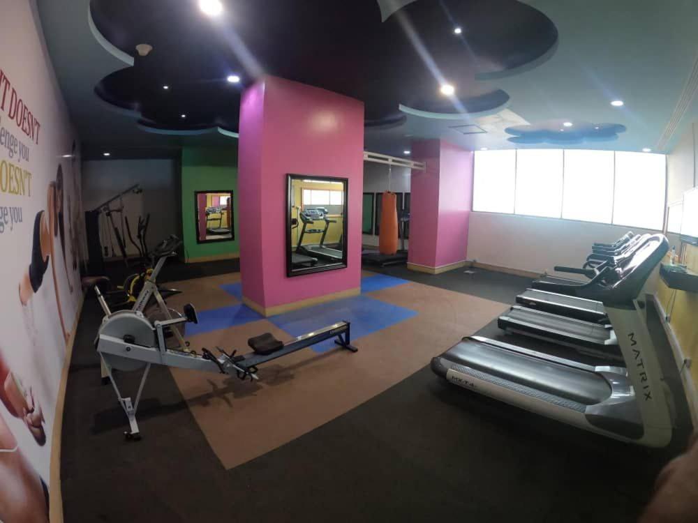 A Lovely Studio Apartment With Gym And Pool Access Dar es Salaam Exterior foto